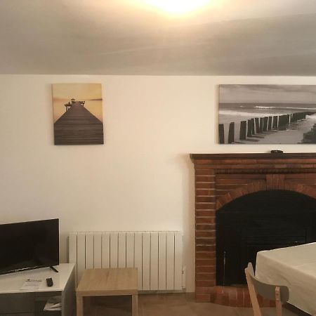 Hebergements Situes A 6 Kms Du Mont Saint Michel Tanis Εξωτερικό φωτογραφία