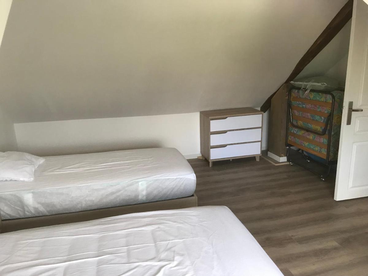 Hebergements Situes A 6 Kms Du Mont Saint Michel Tanis Εξωτερικό φωτογραφία